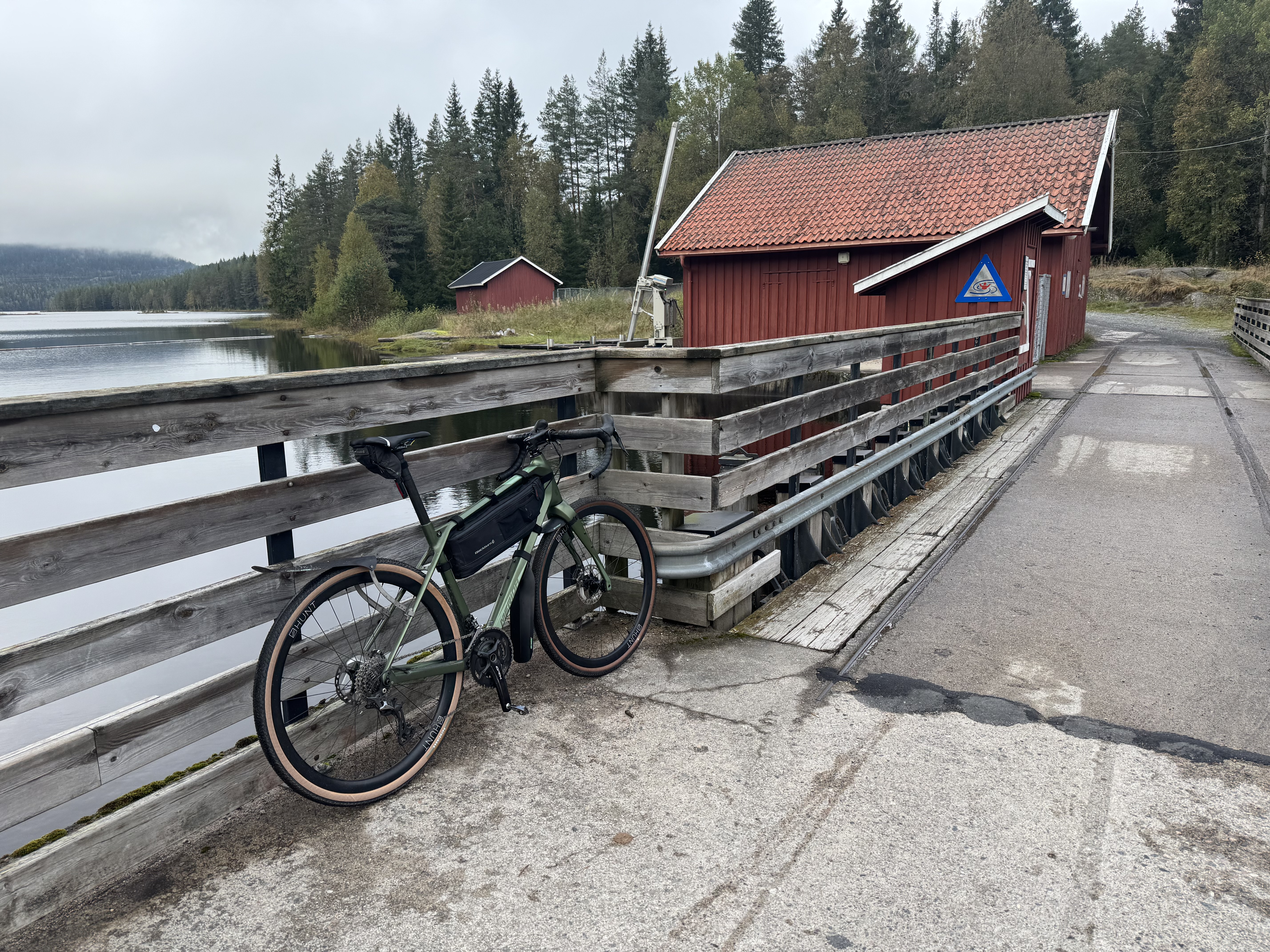 Forest lake and gravel road in Nordmarka